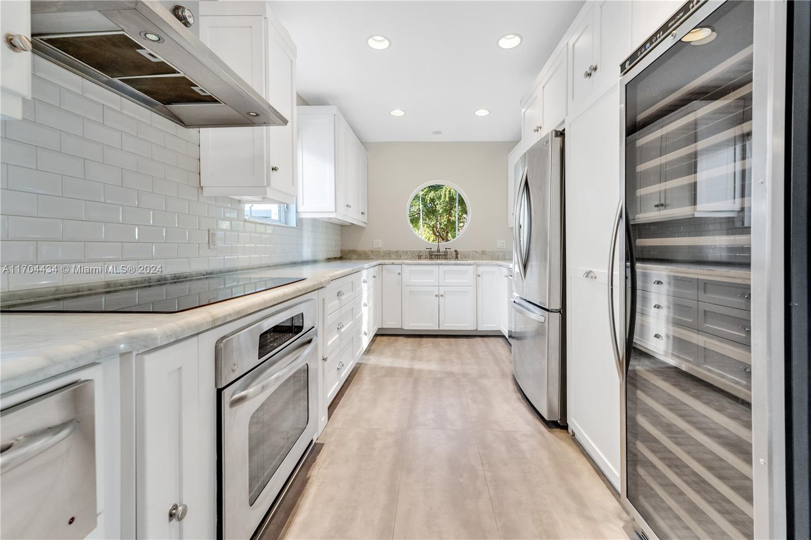 205 Southwest 21st Road Miami, FL 33129 - Photo 12 of 37