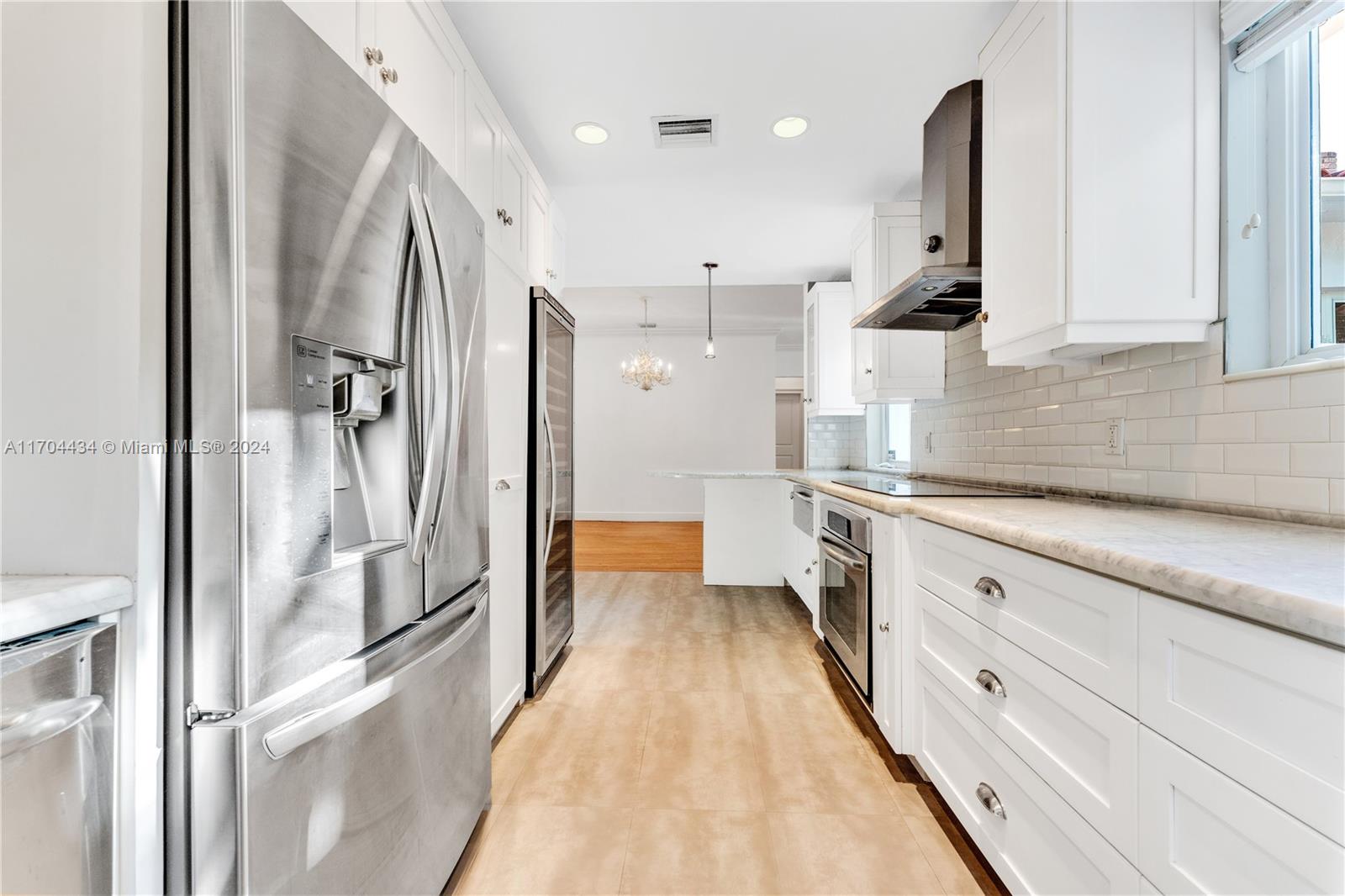 205 Southwest 21st Road Miami, FL 33129 - Photo 13 of 37