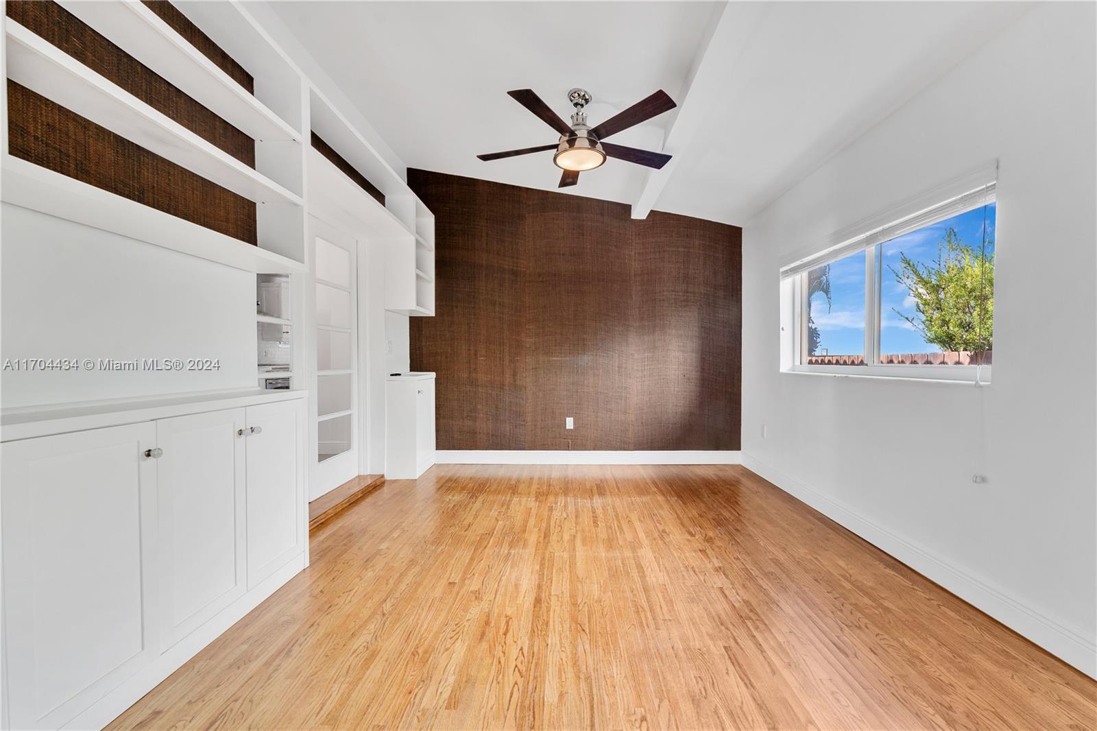 205 Southwest 21st Road Miami, FL 33129 - Photo 16 of 37