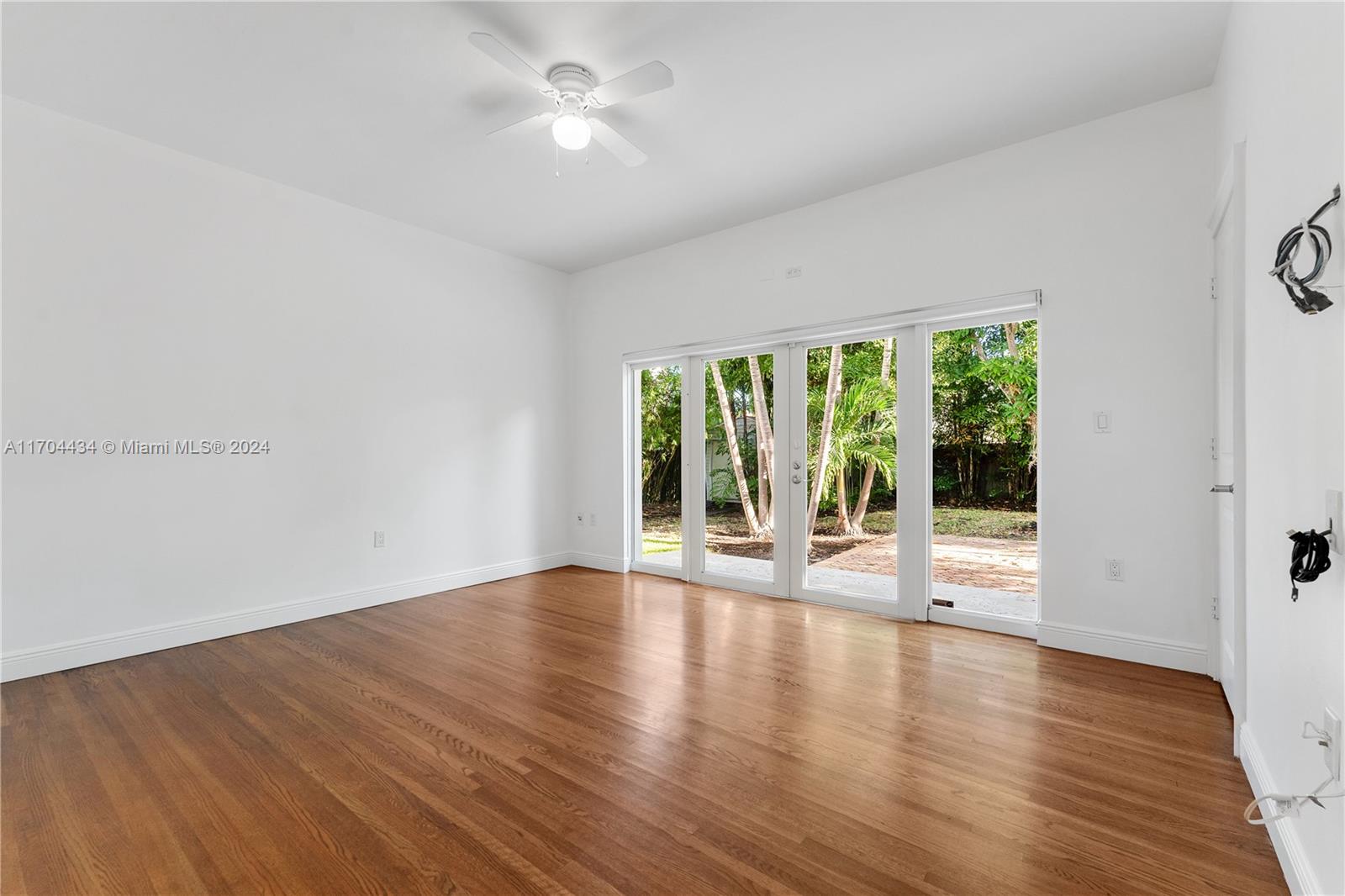 205 Southwest 21st Road Miami, FL 33129 - Photo 17 of 37