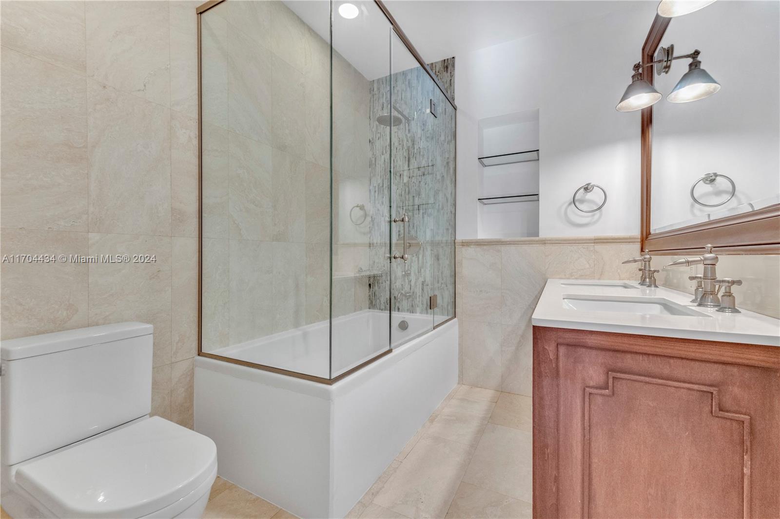 205 Southwest 21st Road Miami, FL 33129 - Photo 19 of 37