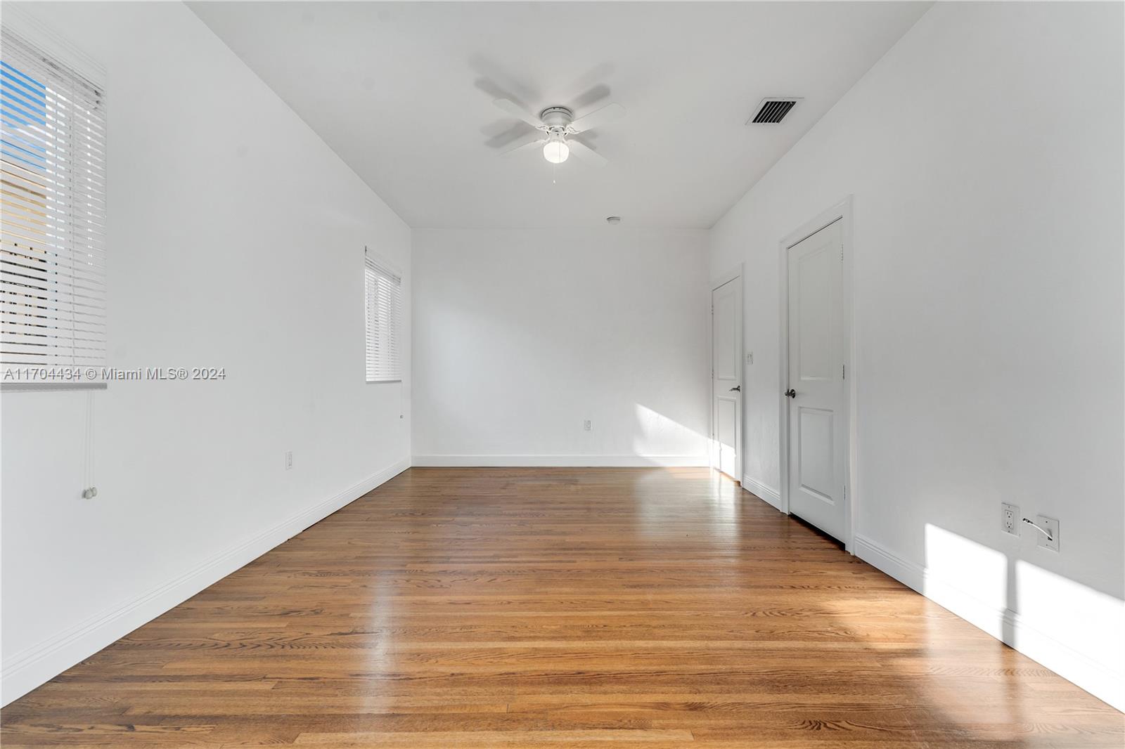 205 Southwest 21st Road Miami, FL 33129 - Photo 21 of 37