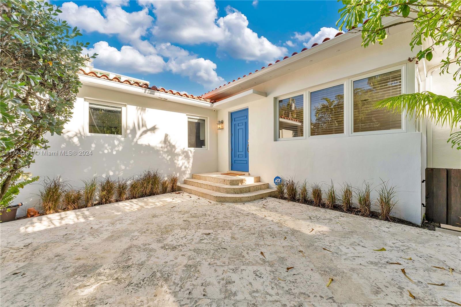 205 Southwest 21st Road Miami, FL 33129 - Photo 3 of 37