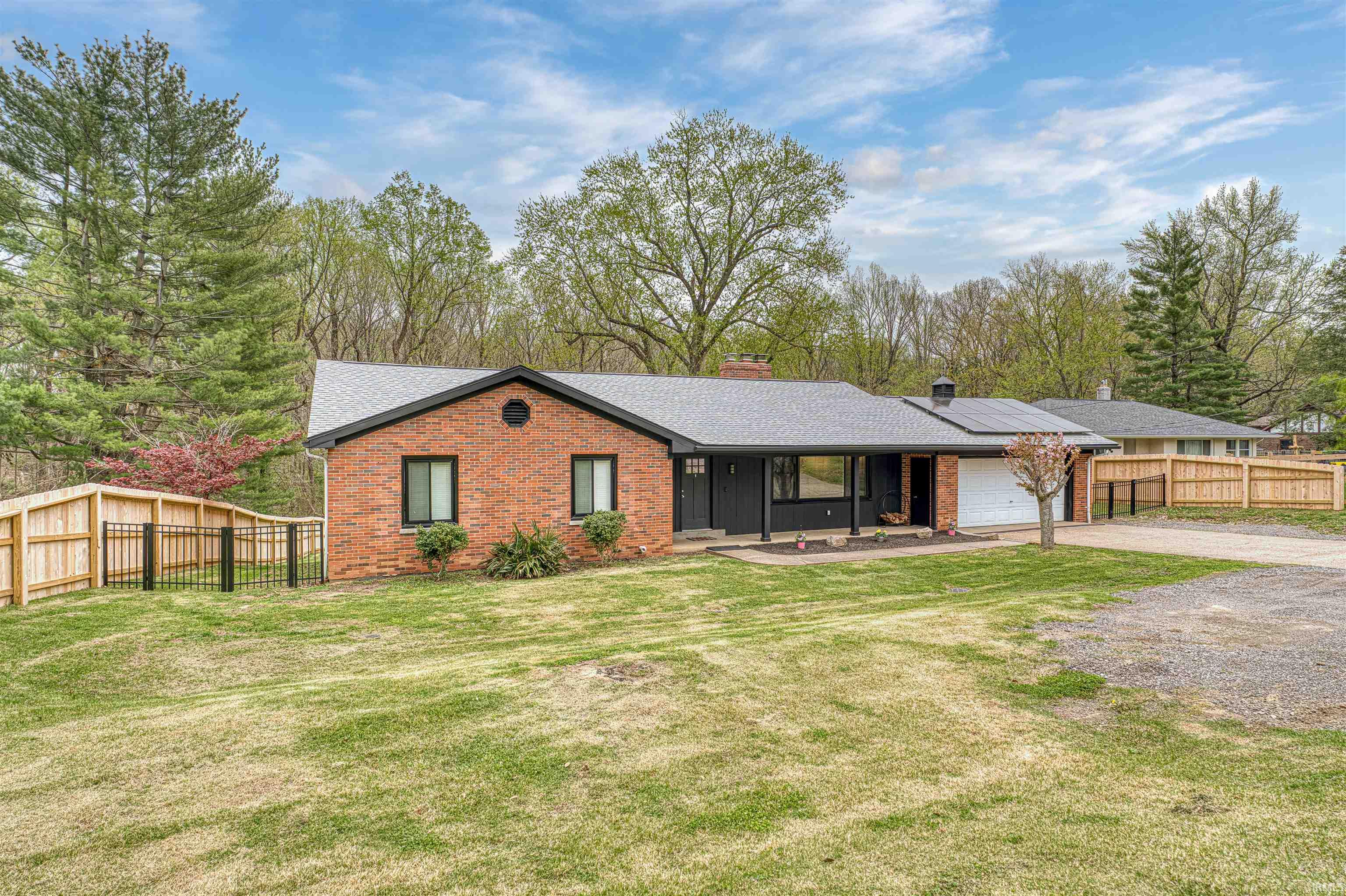 2115 North Red Bank Road Evansville, IN 47720 - Photo 1 of 36 Gallery Image 1