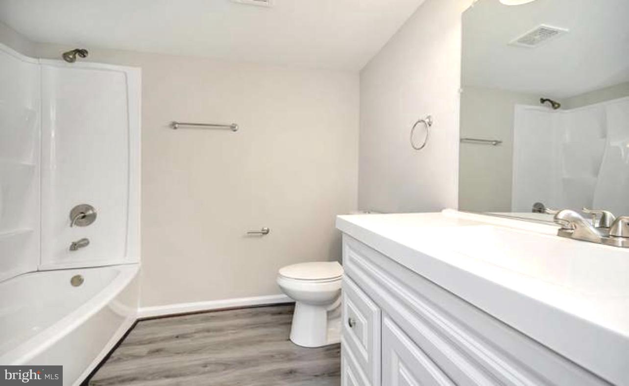 5825 Sumerduck Road Remington, VA 22734 - Photo 9 of 53 Second Bath