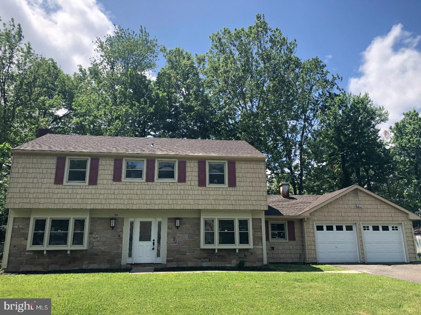 39 East Stokes Road Willingboro, NJ 08046 - Photo 1 of 24 Exterior Front