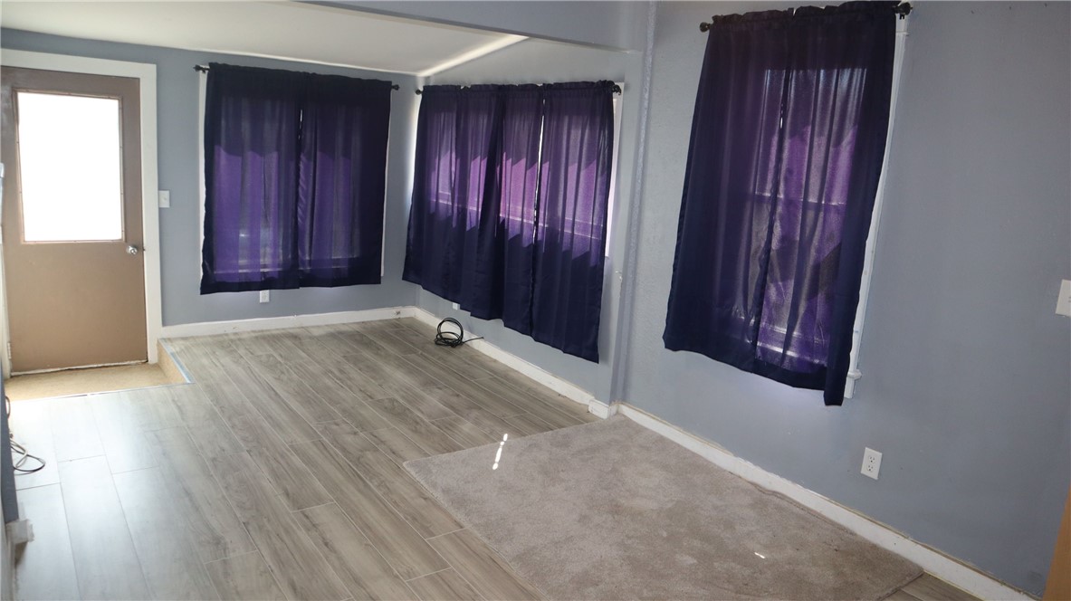 234 Mosley Road Greece, NY 14616 - Photo 5 of 38