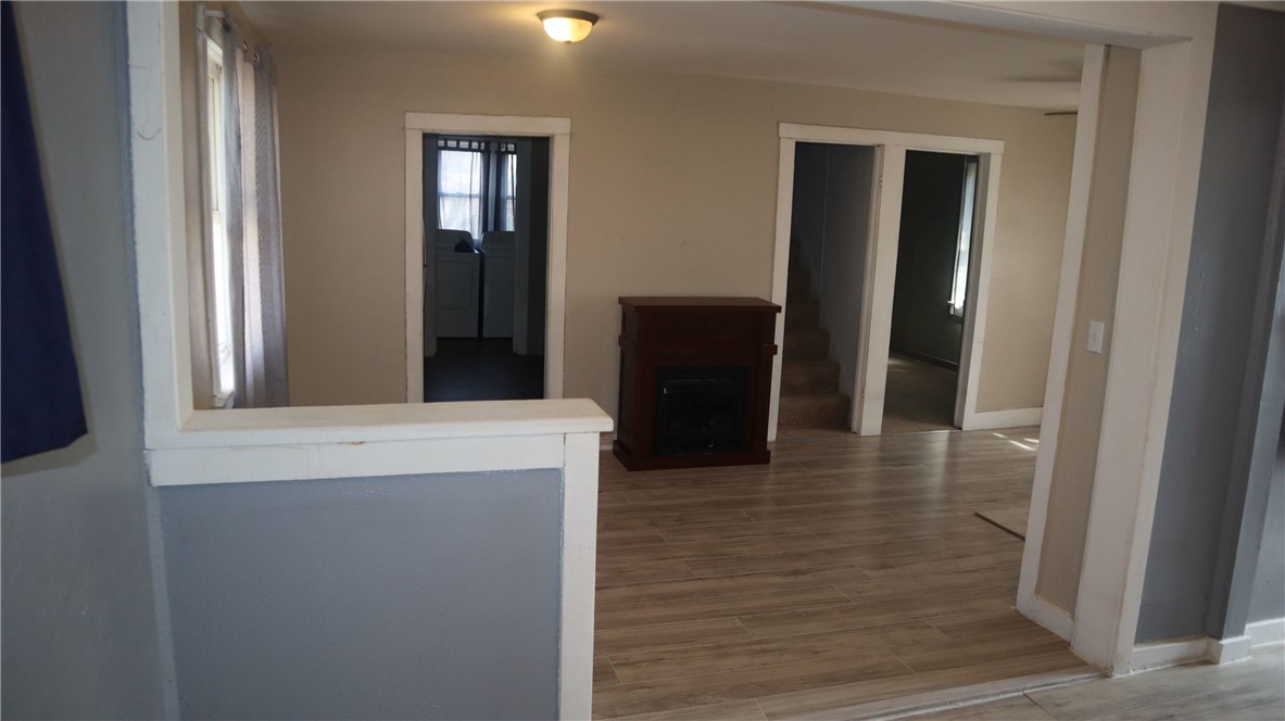 234 Mosley Road Greece, NY 14616 - Photo 7 of 38