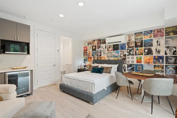 $899,900 | 2505 Bluebonnet Lane, Unit 14, Austin, TX 78704