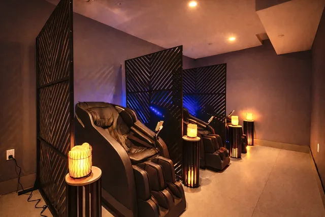 a view of entryway and hall