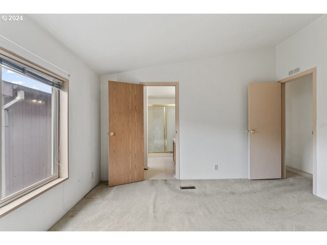 2150 Laura Street, Unit 212 Springfield, OR 97477 - Photo 22 of 37 view of empty room
