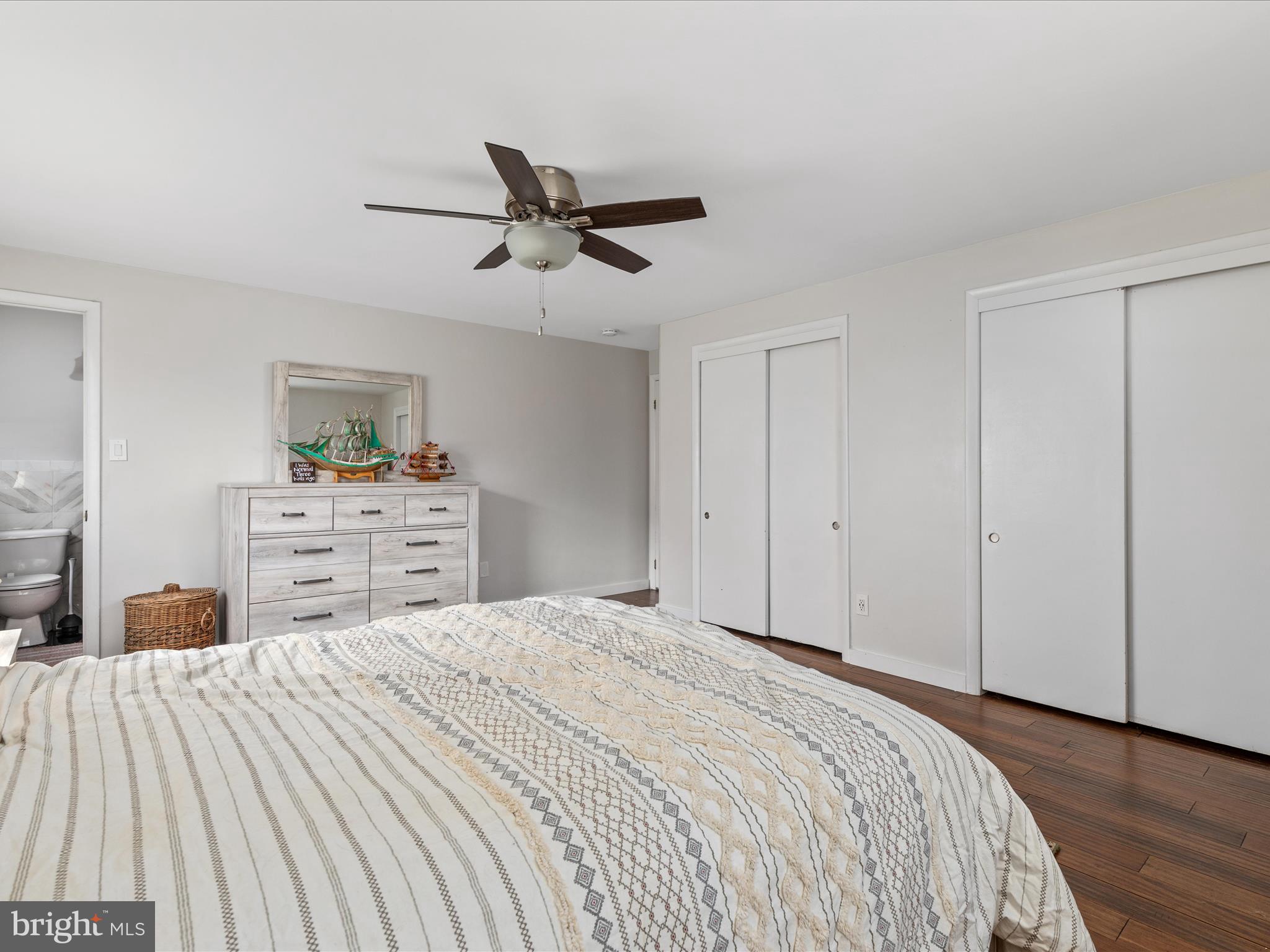 5101 8th Road South, Unit 101 Arlington, VA 22204 - Photo 20 of 46 2E6A6107_5101 8th Rd S _101 - Faraz Behvandi - Abs
