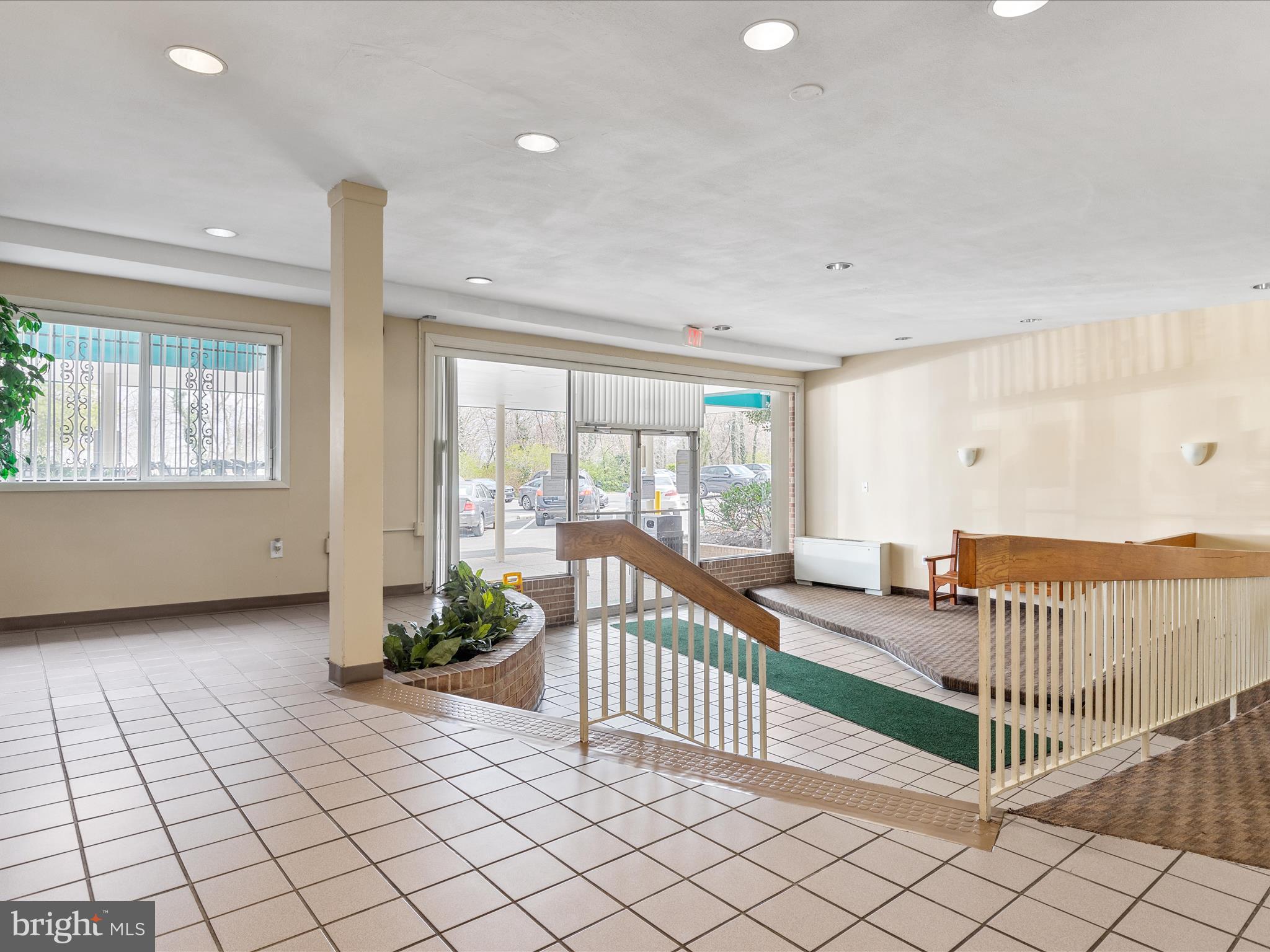 5101 8th Road South, Unit 101 Arlington, VA 22204 - Photo 30 of 46 2E6A6222_5101 8th Rd S _101 - Faraz Behvandi - Abs
