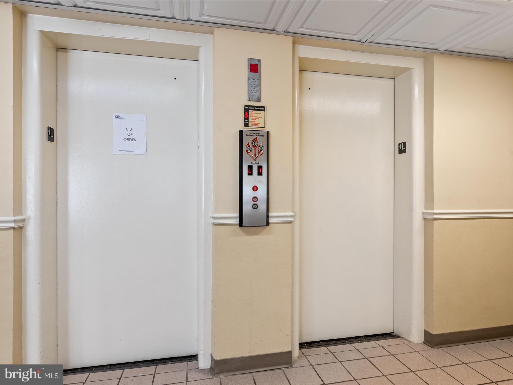 5101 8th Road South, Unit 101 Arlington, VA 22204 - Photo 31 of 46 2E6A6225_5101 8th Rd S _101 - Faraz Behvandi - Abs