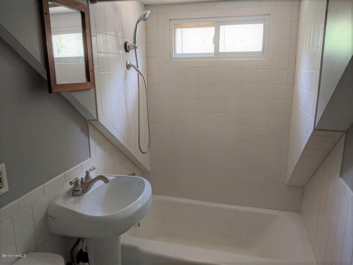 225 Pittsfield Road Lenox, MA 01240 - Photo 18 of 27 X