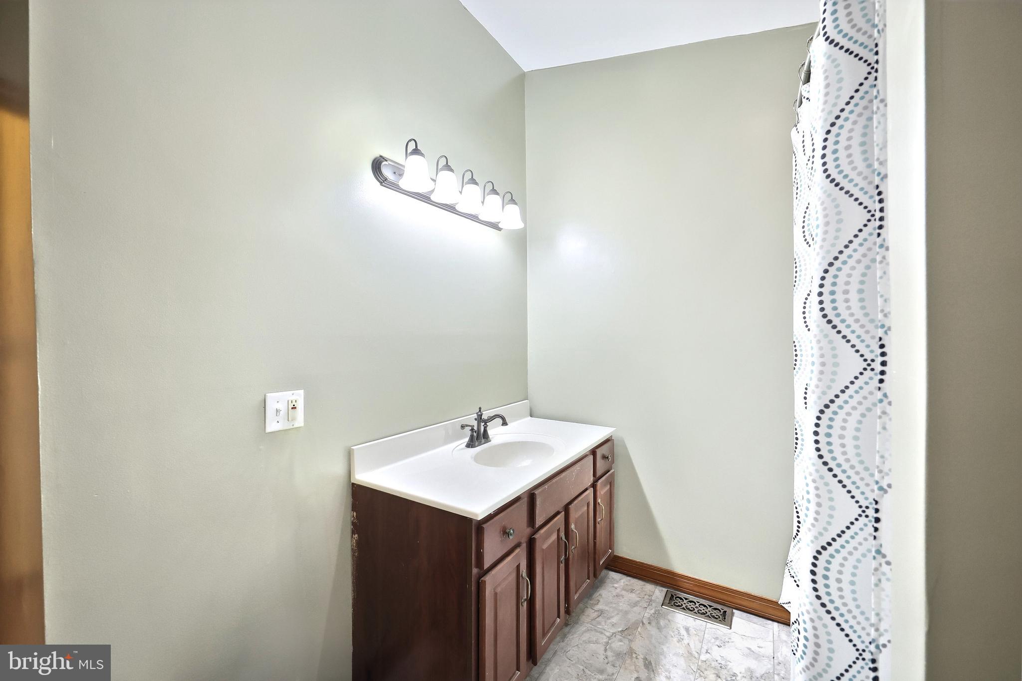 3315 Green Branch Road Red Lion, PA 17356 - Photo 23 of 47 Main Bath