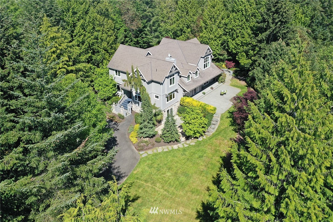 6410 Haley Loop Road Northeast Bainbridge Island, WA 98110 - Photo 2 of 39