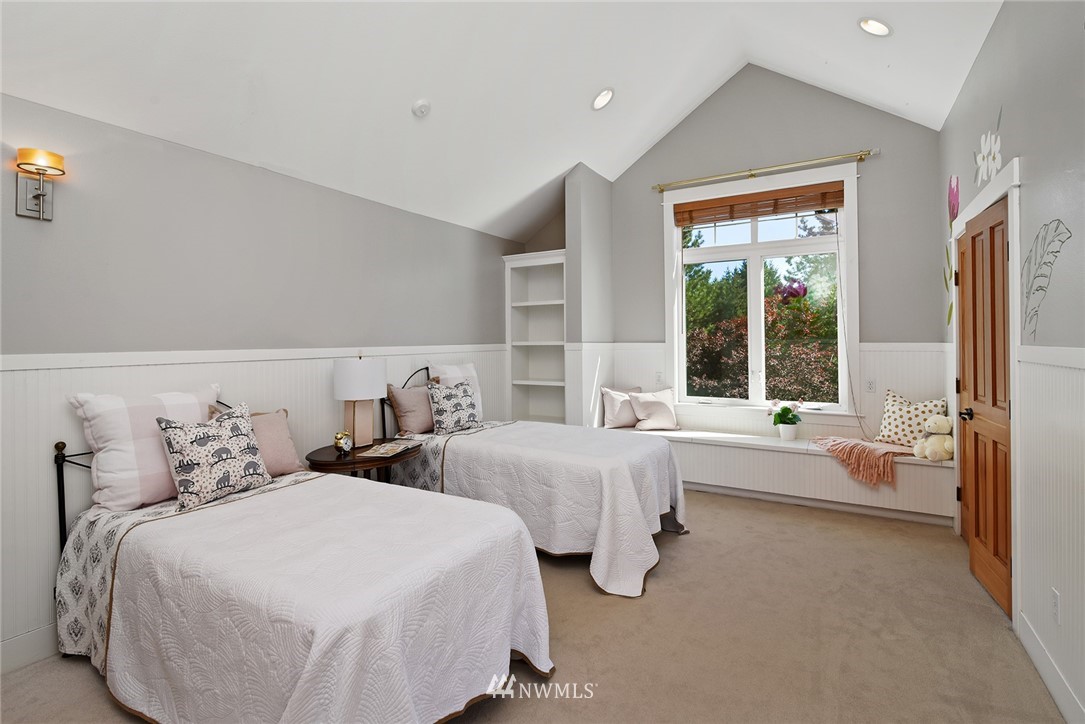 6410 Haley Loop Road Northeast Bainbridge Island, WA 98110 - Photo 22 of 39