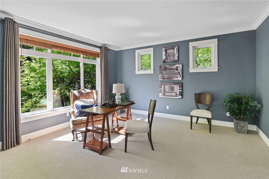 6410 Haley Loop Road Northeast Bainbridge Island, WA 98110 - Photo 10 of 39