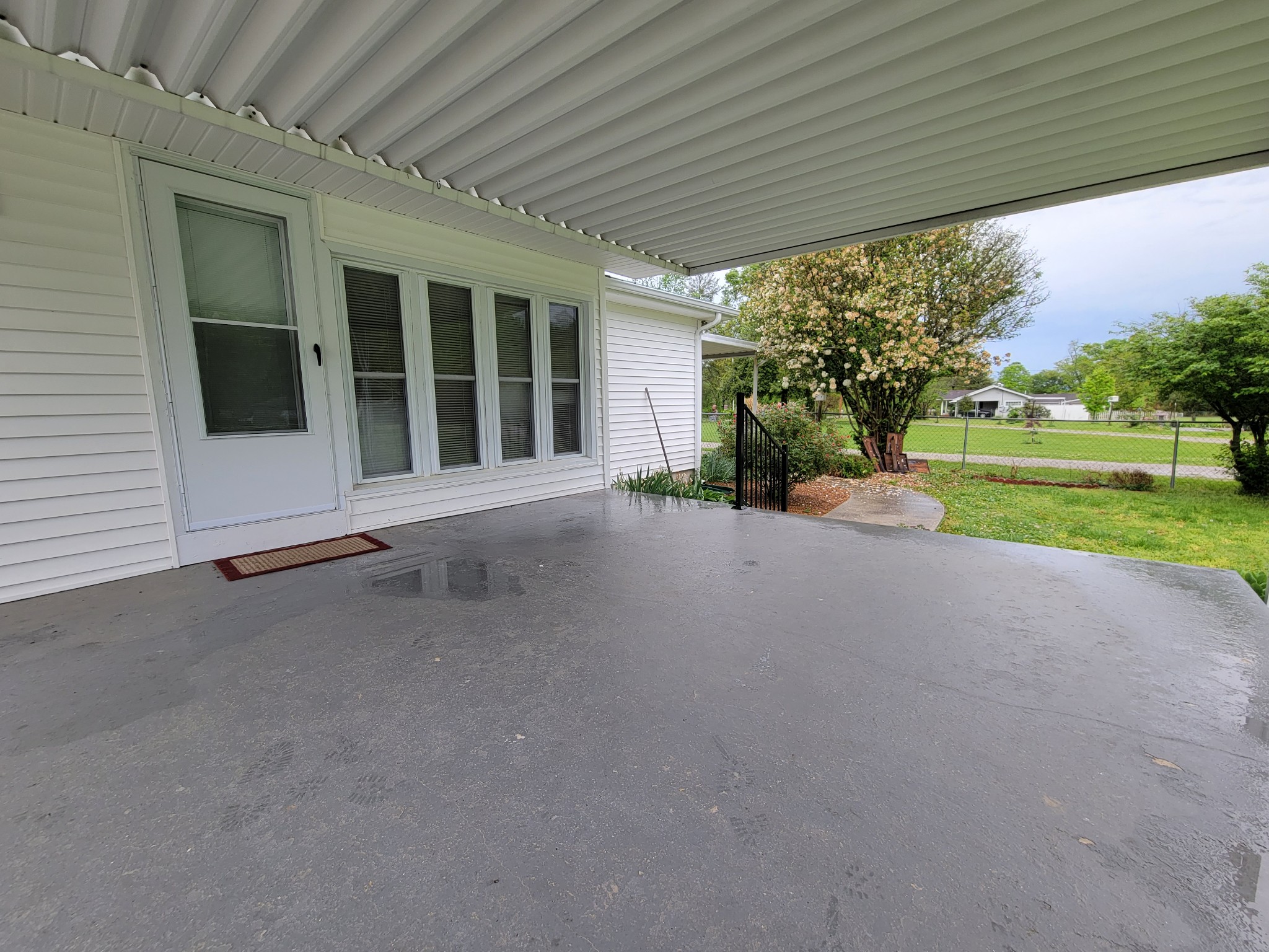 132 Gruett Road Manchester, TN 37355 - Photo 23 of 36 a view of a house with outdoor space and porch