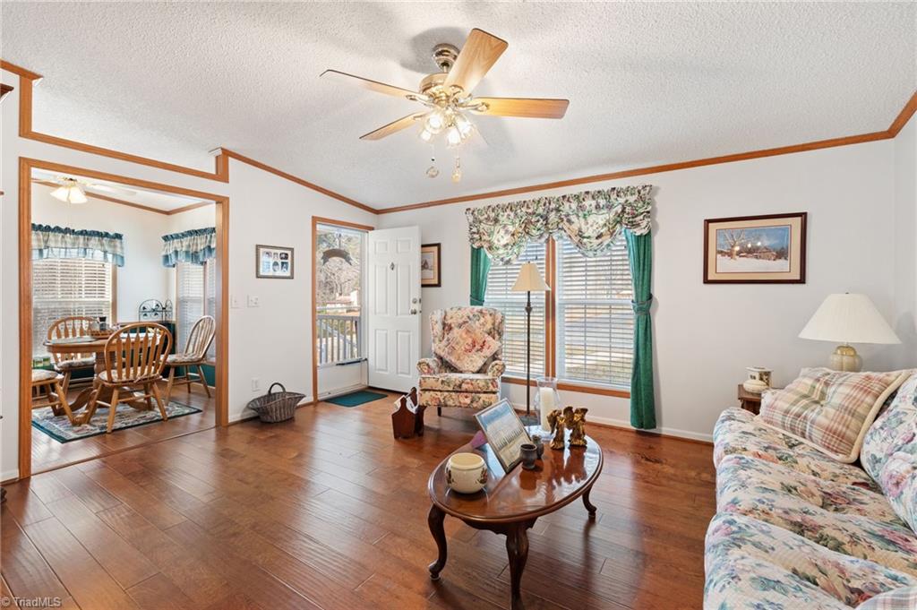 1721 Camp Dogwood Road Pinnacle, NC 27043 - Photo 11 of 50