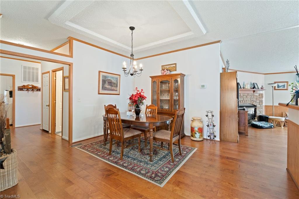 1721 Camp Dogwood Road Pinnacle, NC 27043 - Photo 14 of 50