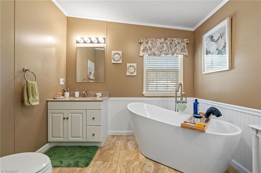 1721 Camp Dogwood Road Pinnacle, NC 27043 - Photo 29 of 50