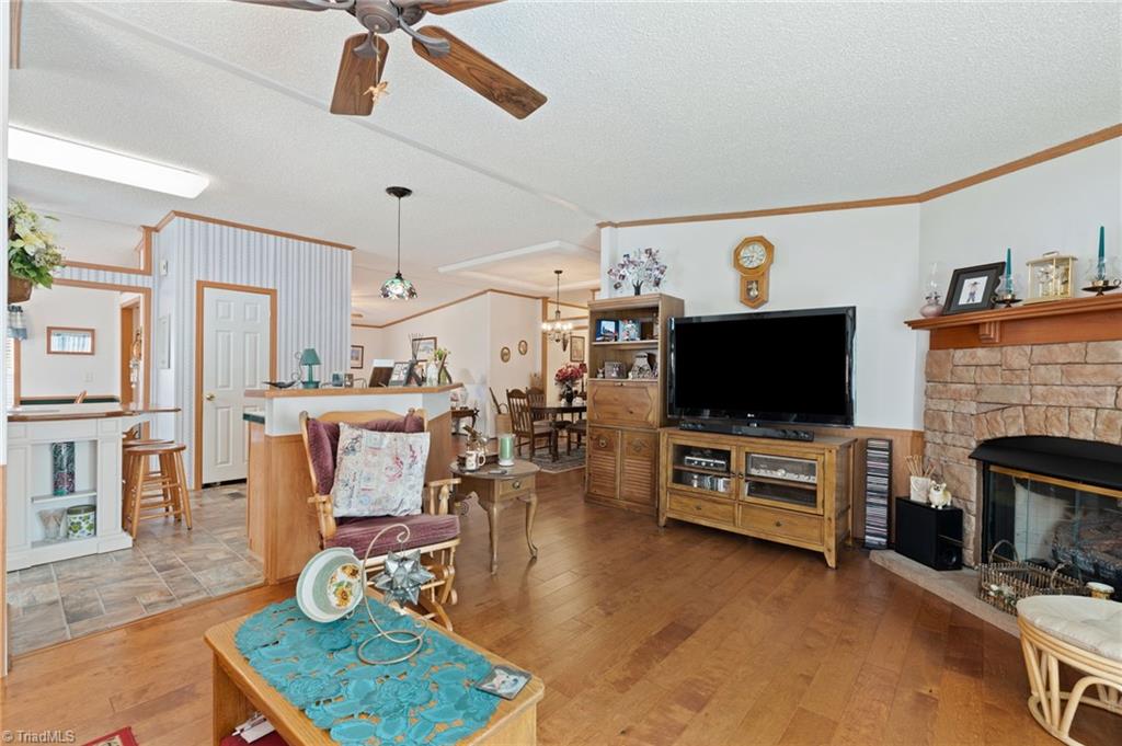 1721 Camp Dogwood Road Pinnacle, NC 27043 - Photo 10 of 50