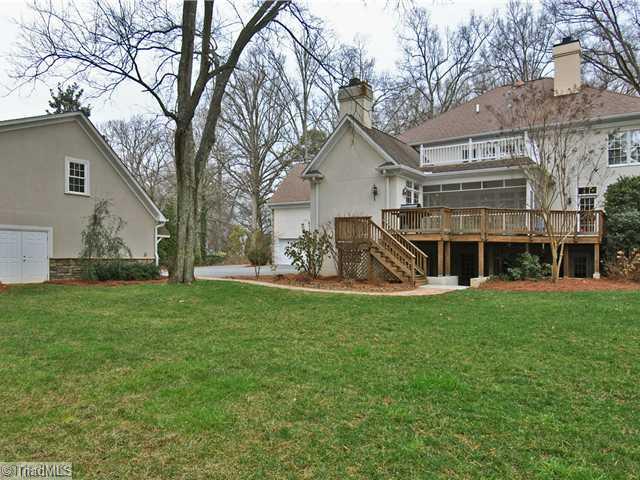 2710 Bitting Road Winston-Salem, NC 27104 - Photo 14 of 16 Exterior Back.