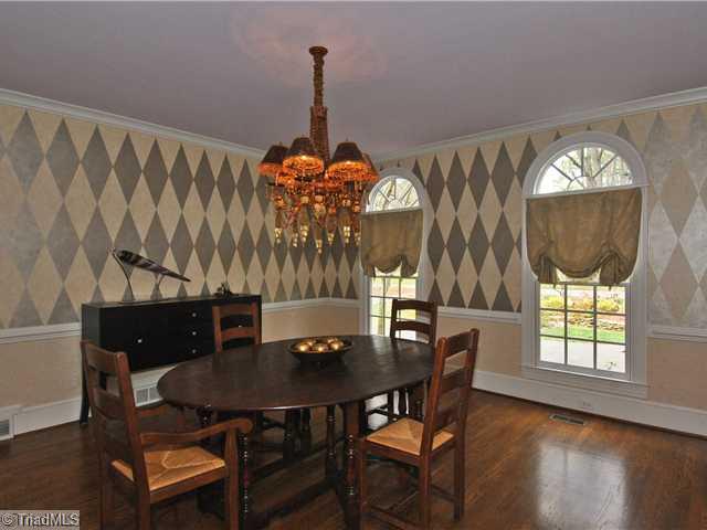2710 Bitting Road Winston-Salem, NC 27104 - Photo 4 of 16 Dining Room.