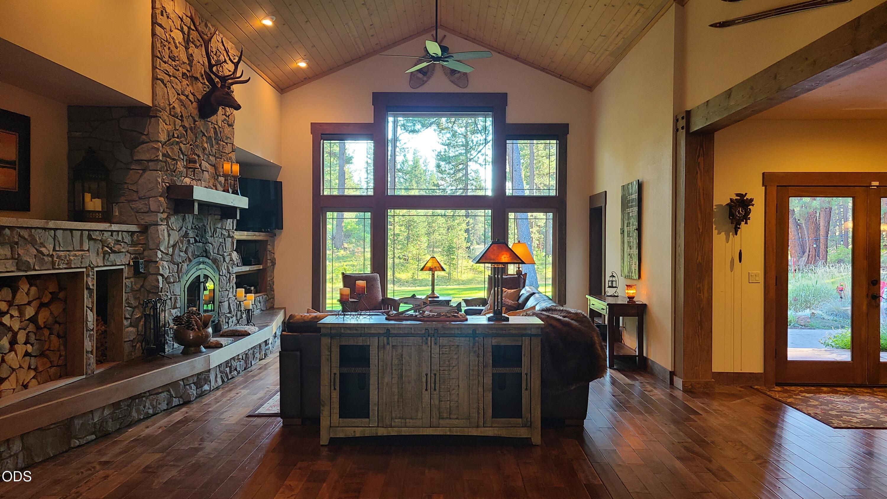 54937 Forest Lane Bend, OR 97707 - Photo 20 of 61