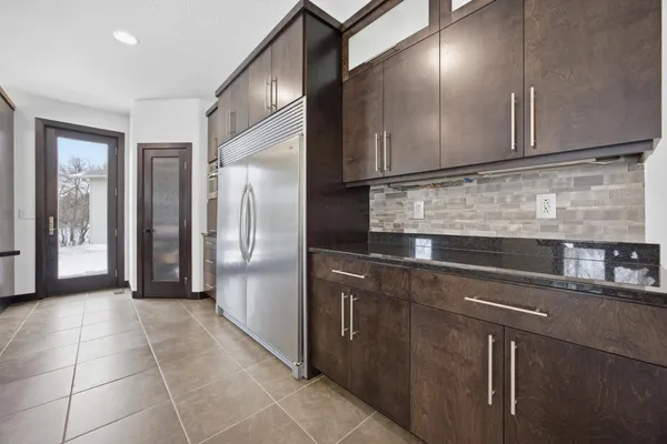 $1,750,000 | 7620 Adelman Drive, Horace, ND 58047