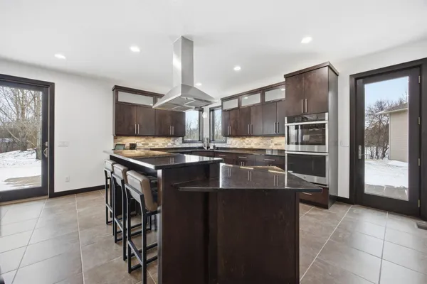 $1,750,000 | 7620 Adelman Drive, Horace, ND 58047