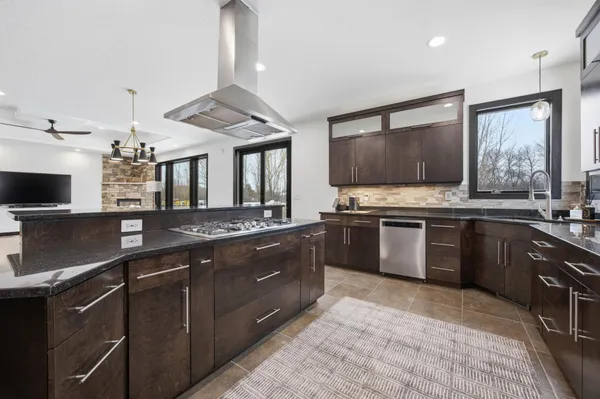 $1,750,000 | 7620 Adelman Drive, Horace, ND 58047