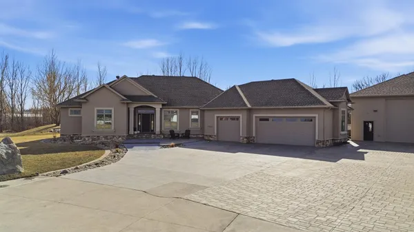 $1,750,000 | 7620 Adelman Drive, Horace, ND 58047