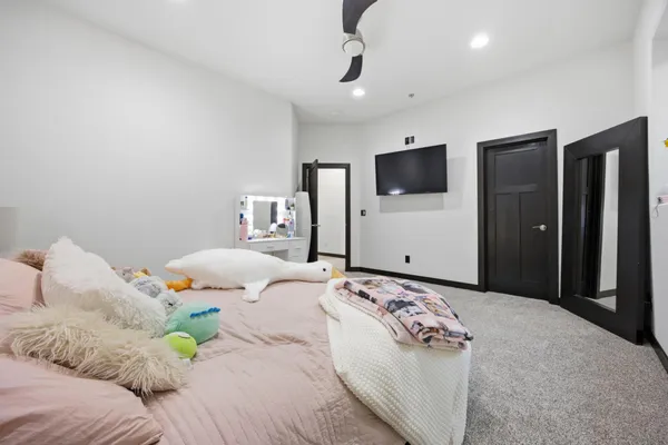 $1,750,000 | 7620 Adelman Drive, Horace, ND 58047