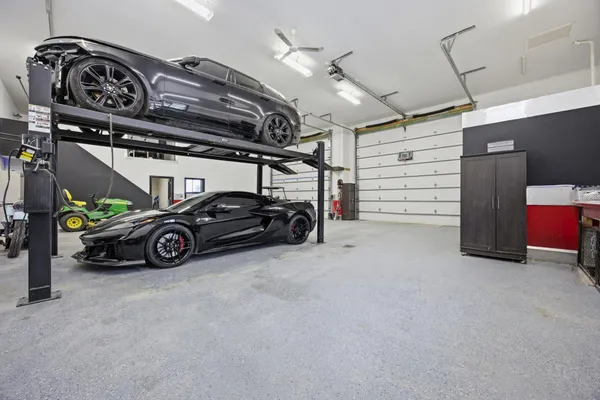 $1,750,000 | 7620 Adelman Drive, Horace, ND 58047