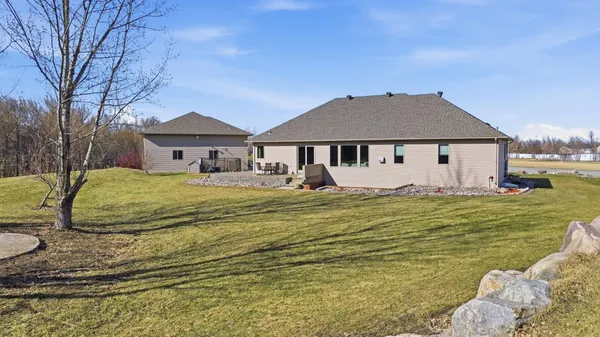 $1,750,000 | 7620 Adelman Drive, Horace, ND 58047