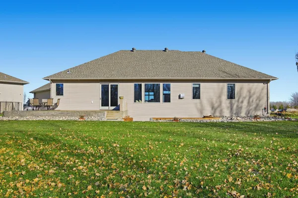$1,750,000 | 7620 Adelman Drive, Horace, ND 58047