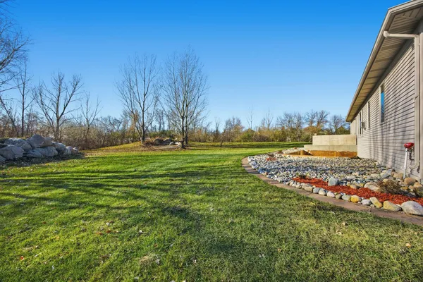 $1,750,000 | 7620 Adelman Drive, Horace, ND 58047