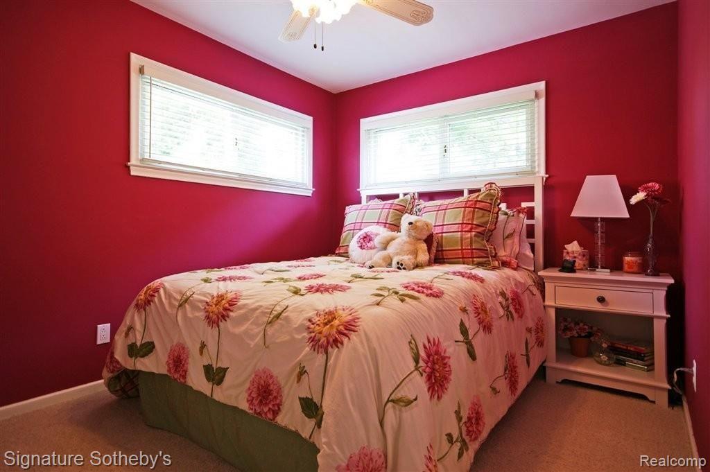 17240 Beverly Road Franklin, MI 48025 - Photo 7 of 23 Main Floor Bedroom.JPG