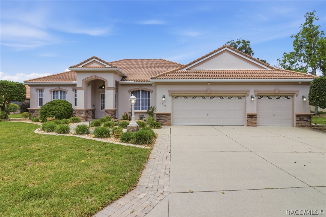1165 West Beagle Run Loop Hernando, FL 34442 - Photo 5 of 47