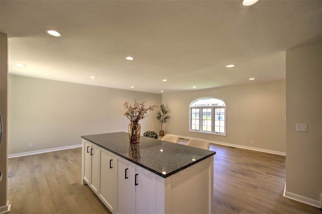 4487 Hale Drive Decatur, IL 62526 - Photo 13 of 28 Gallery Image 13