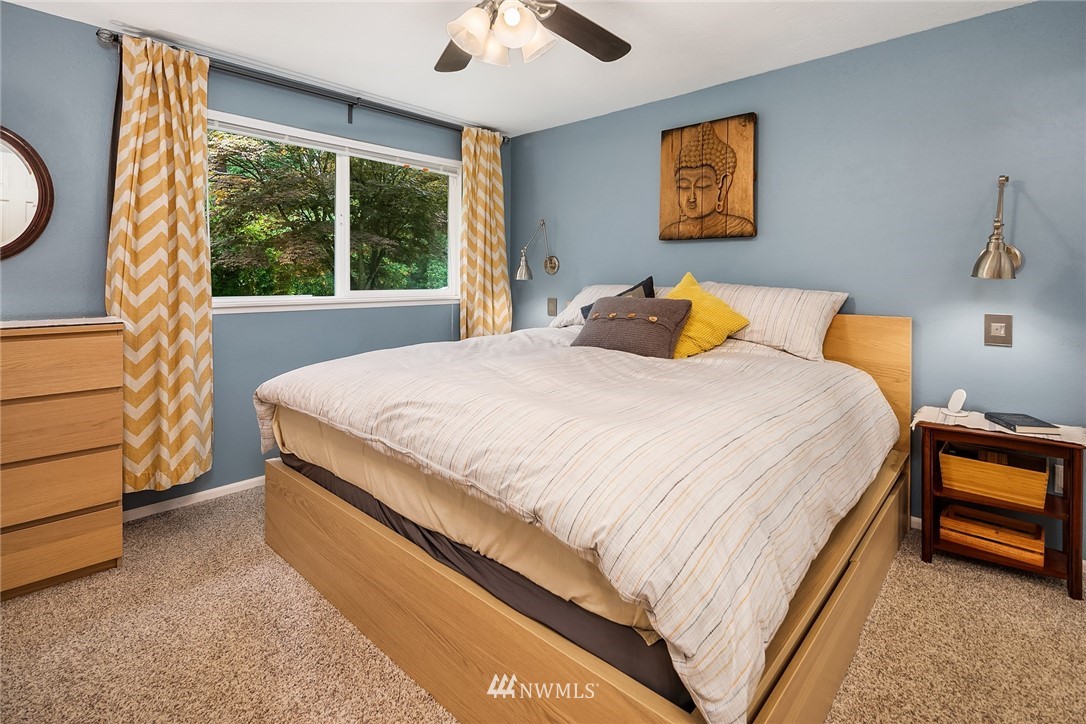 5530 140th Street Southwest Edmonds, WA 98026 - Photo 15 of 21 Gallery Image 15