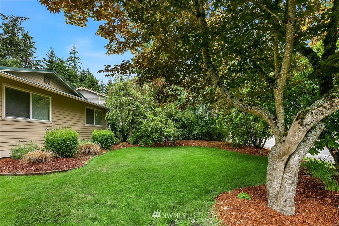 5530 140th Street Southwest Edmonds, WA 98026 - Photo 18 of 21 Gallery Image 18