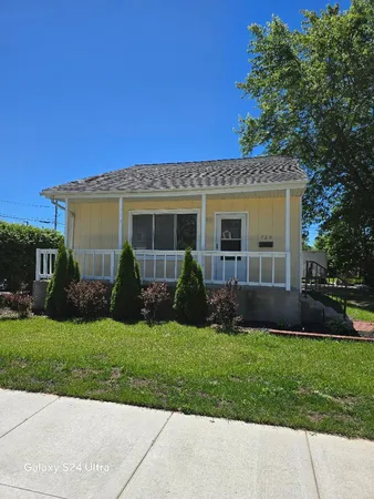 $239,900 | 720 Botham Avenue, St. Joseph, MI 49085