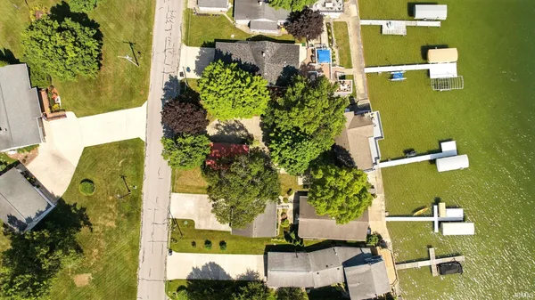 $849,900 | 2405 West Sycamore Beach Road, Angola, IN 46703