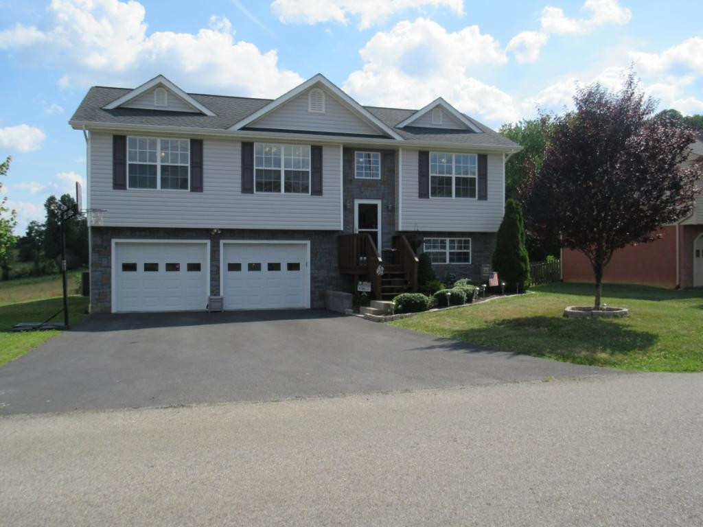 225 New Hope Road Jonesborough, TN 37659 - Photo 1 of 14 Front of home