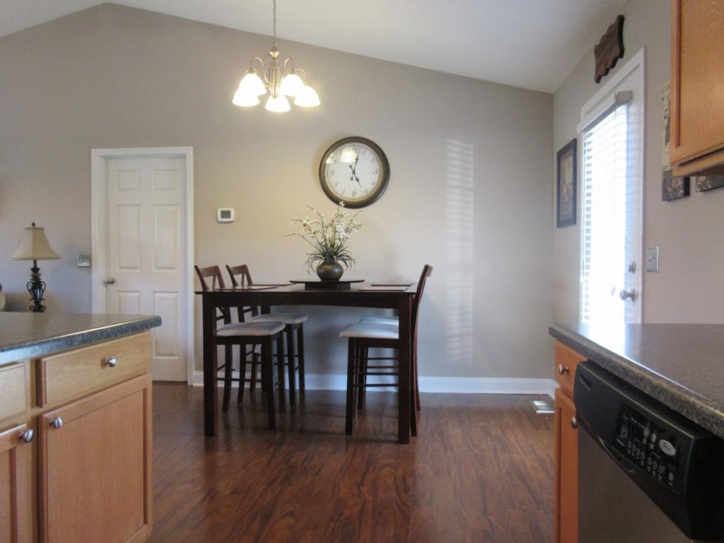 225 New Hope Road Jonesborough, TN 37659 - Photo 3 of 14 Dining Area