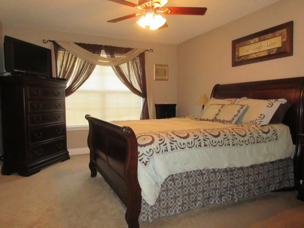 225 New Hope Road Jonesborough, TN 37659 - Photo 4 of 14 Master Bedroom